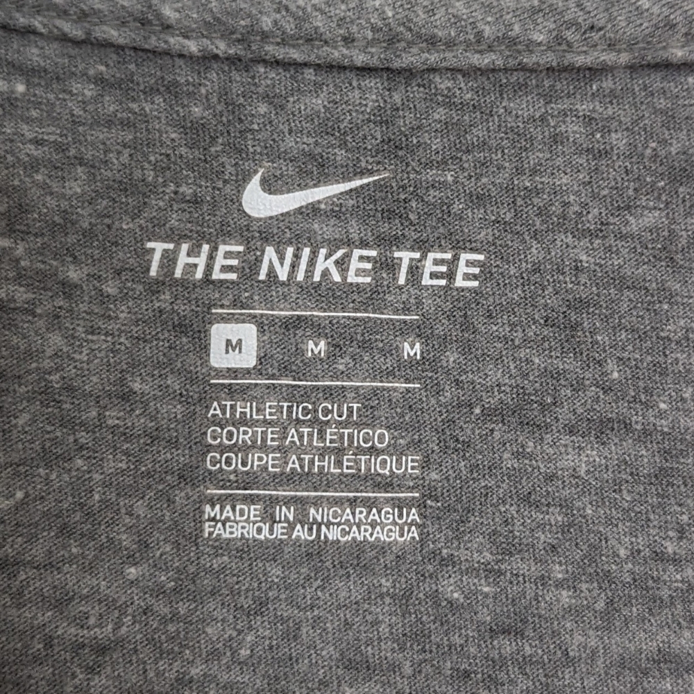 Nike Women's The Nike Tee Medium Gray Red Nike Print - Picture 5 of 8